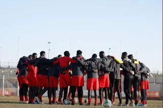 "طلبنا فقط التنسيق".. المريخ السوداني يكشف ليلا كورة حقيقة تكفله بتدريبات الزمالك في رواندا 15 أكتوبر 2026 08:56 م